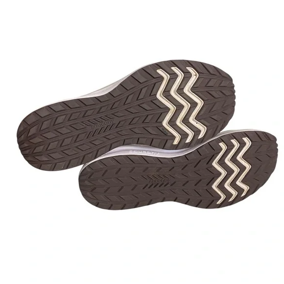 Saucony VersaFoam Inferno Shoe Womens 9.5 Beige S30035 Low Road Running Sneaker - Picture 4 of 8